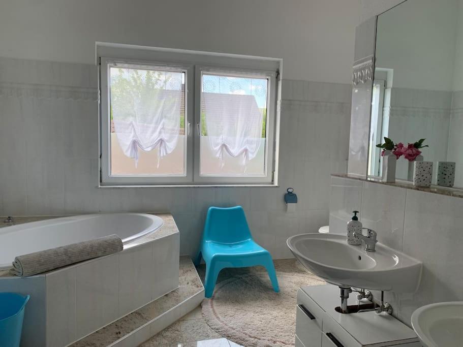 Ferienwohnung Wohlfuehloase Auf 133-160Qm In Der Idylle An Der Nahe Duchroth Exterior foto